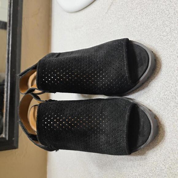 Franco Sarto Shoes - Franco Sarto Black Perforated Peep Toe Heeled Sandals- 7.5 NWOT